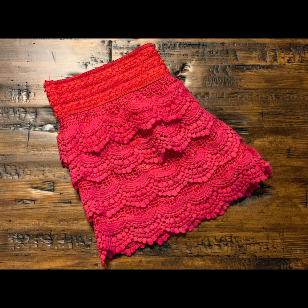 E2 Clothing Red lace shorts
